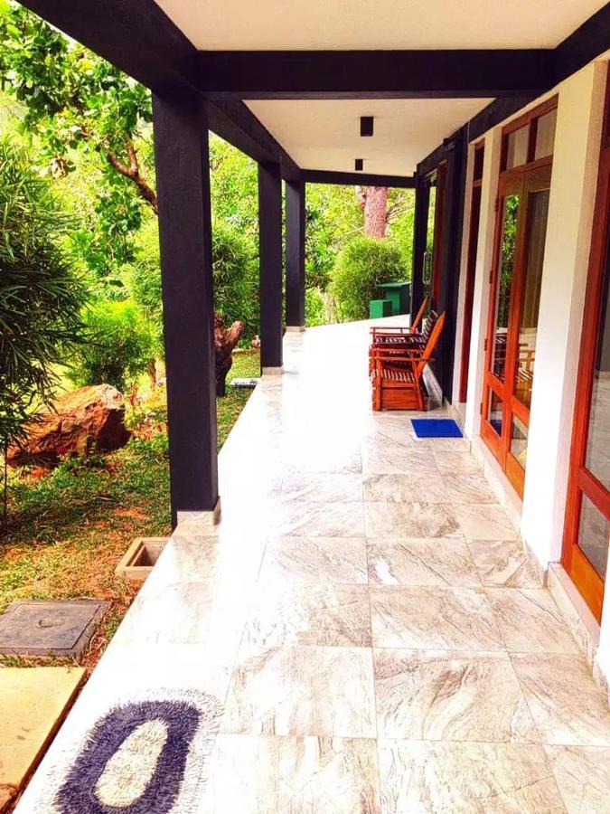 Grace Holiday Bungalow ฮาปูตาเล ภายนอก รูปภาพ