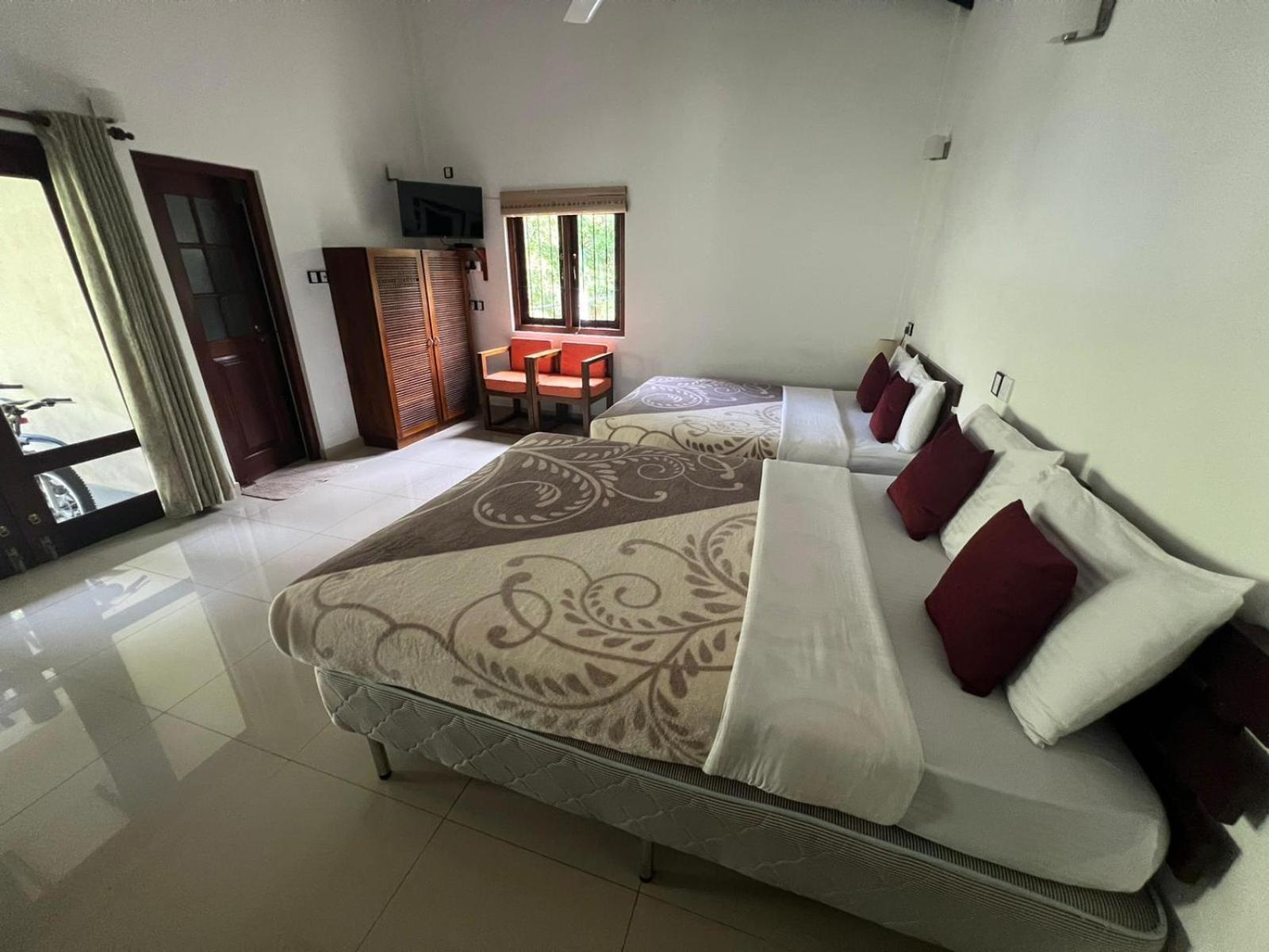 Grace Holiday Bungalow ฮาปูตาเล ภายนอก รูปภาพ