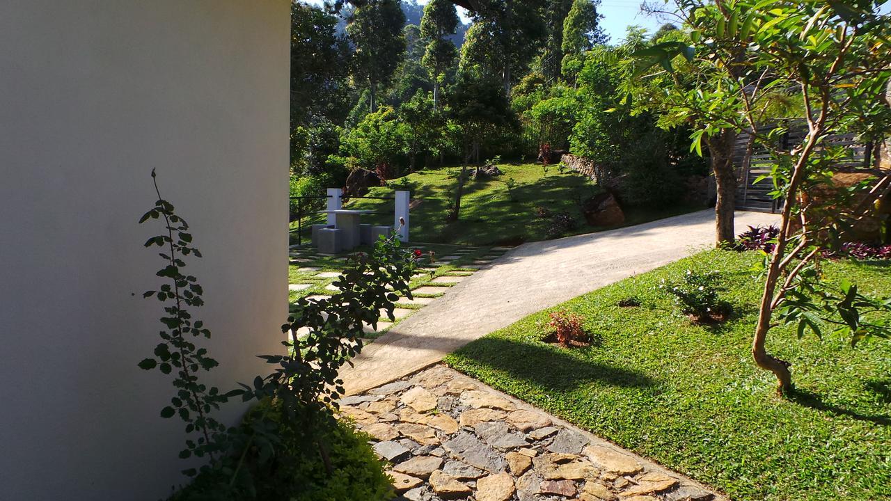 Grace Holiday Bungalow ฮาปูตาเล ภายนอก รูปภาพ